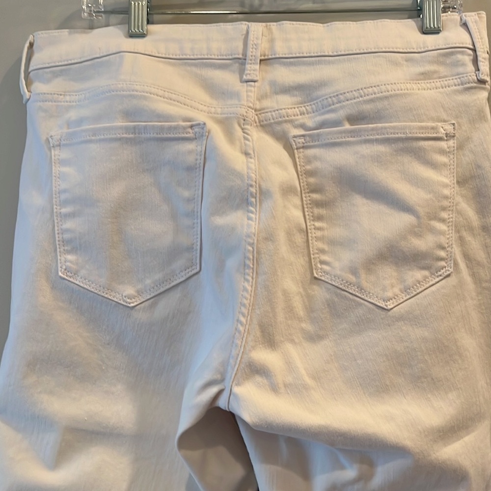 GAP true skinny jeans. White. Size 32 T (tall) - Picture 7 of 10